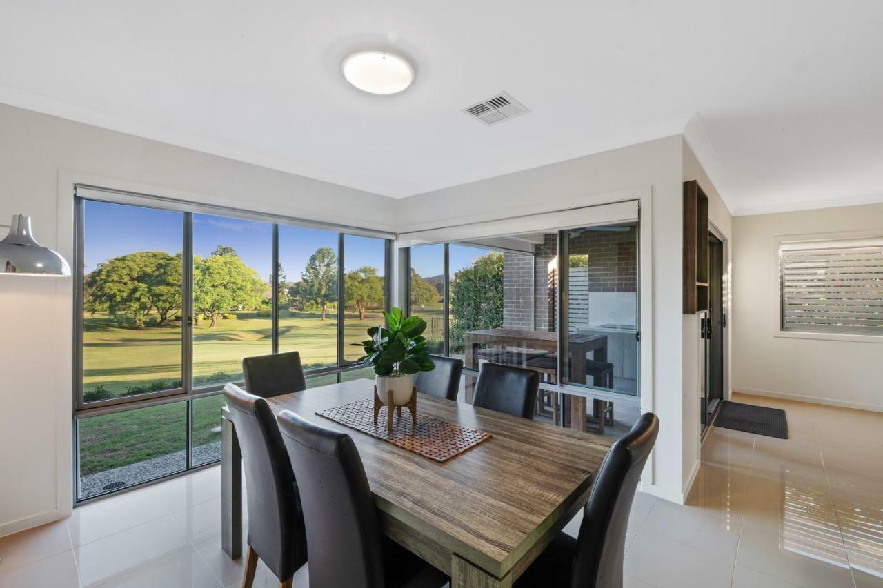 Fairway Village @ Windaroo Lakes Golf Club 외부 사진
